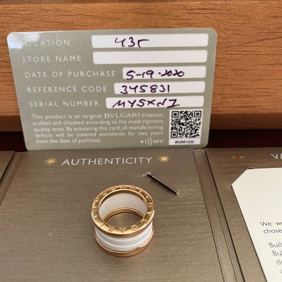 Bvlgari or Bulgari Ring, 18k Rose Gold White Ceramic Ring
